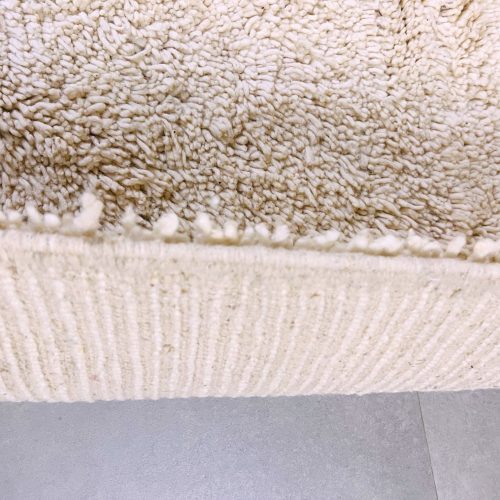 Beige wool rug 7