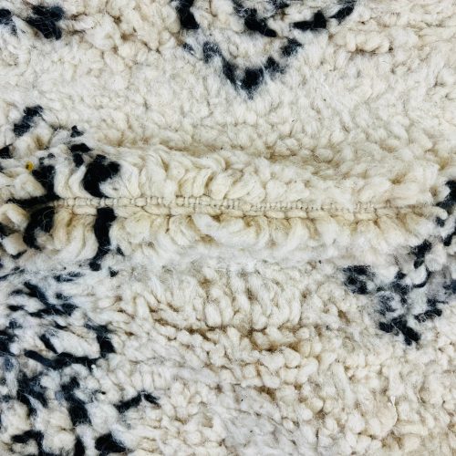 BeniOurain rug 6 e2bafa3e 024b 48f5 8308 b127228e726c