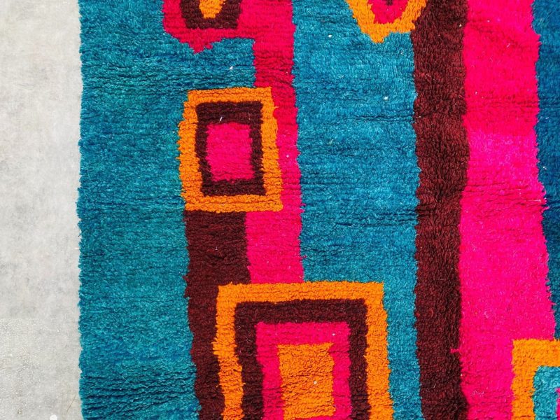 Bold moroccan rug 8