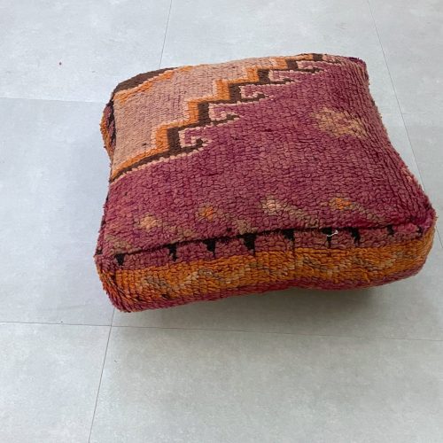 Kilim pouf 8 07050bc9 d713 4ccb a3f3 f2ff7e2411d2