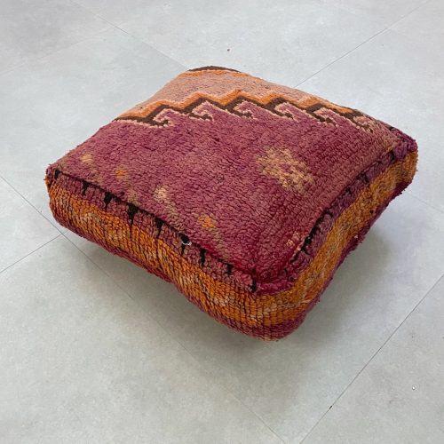 Kilim pouf 9