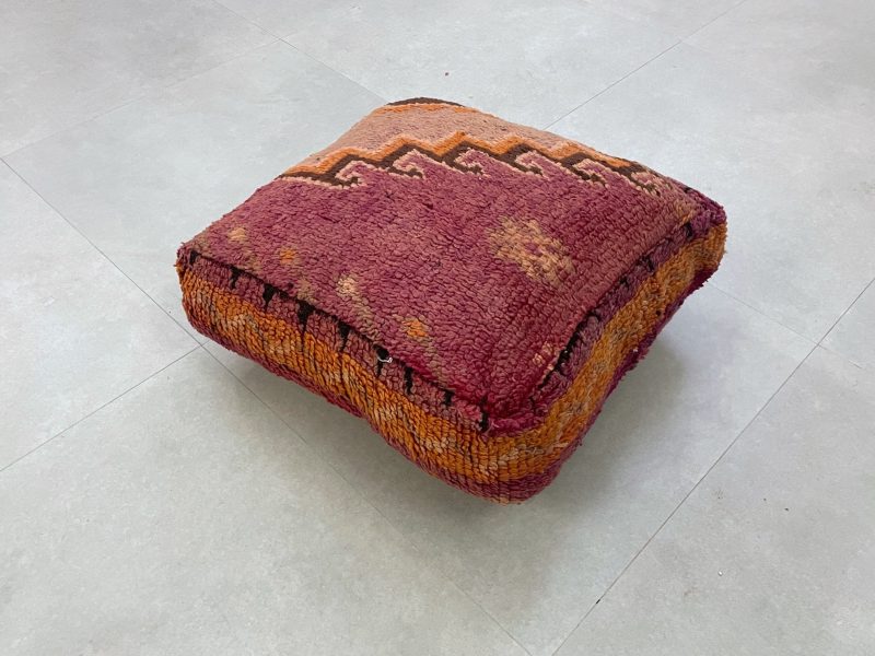 Kilim pouf 9