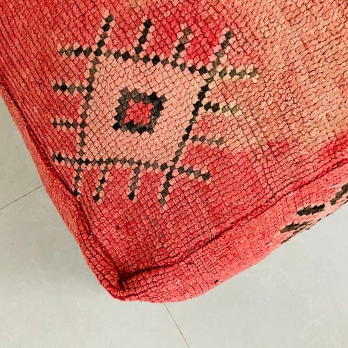 Morocca woolen pouf 6