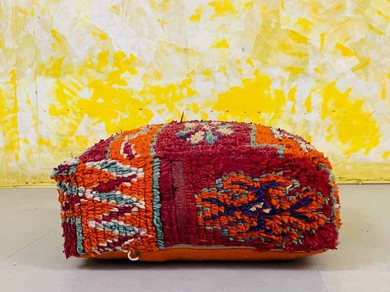 Moroccan kilim pouf 1