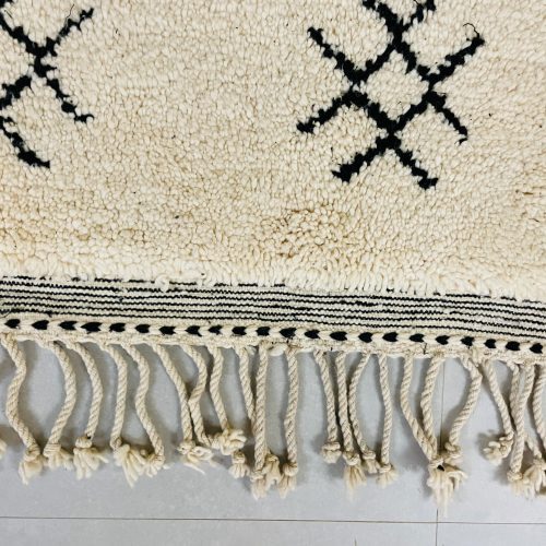 Moroccan wool rug 8 d86b89e1 df12 457a 82b1 22df92da4599