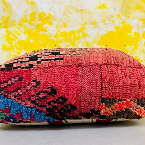 Moroccan woolen pouf 2