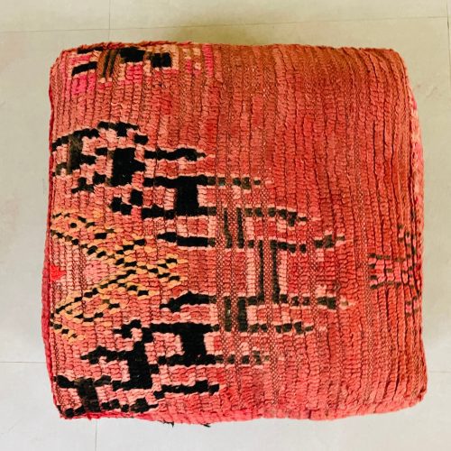 Moroccan woolen pouf 7