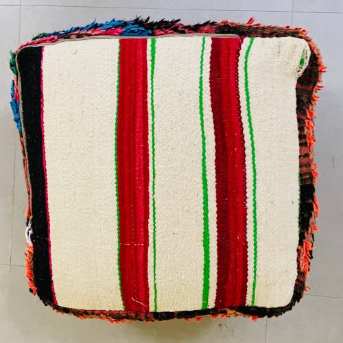 Moroccan woolen pouf 9