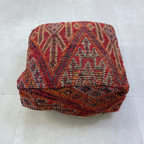 POUFS 10 6b7f3fb6 1029 453e 8e5d 94239be914ba