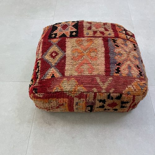 POUFS 1 464f5f1b d5d3 493a 9423 5815d4fb9df2