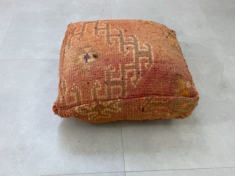 POUFS 2 2114274f 5634 4115 92da 8bc75907f95f