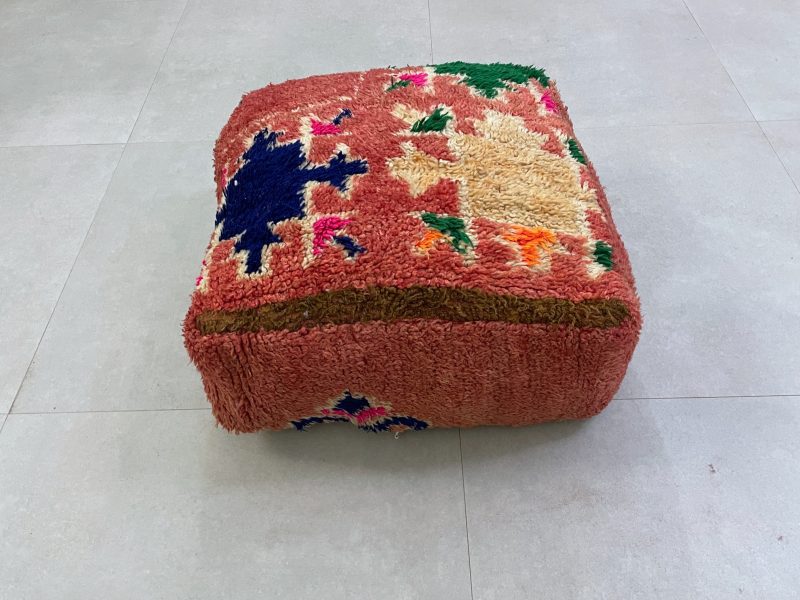 POUFS 5 135b1eb6 3c86 4c3a 9741 33e7018da914