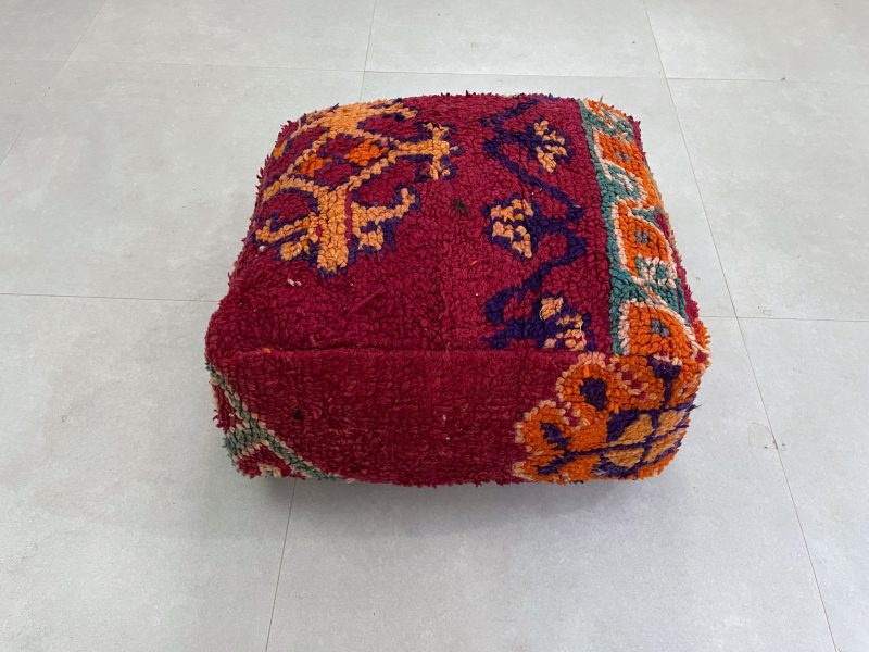 POUFS 8 62ac8701 a47b 48c7 b380 579b79250e06