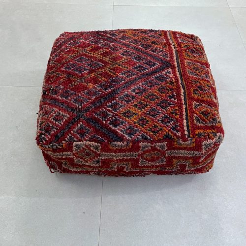 POUFS 8 b3a1a456 af87 403e b683 ee1653365b0f