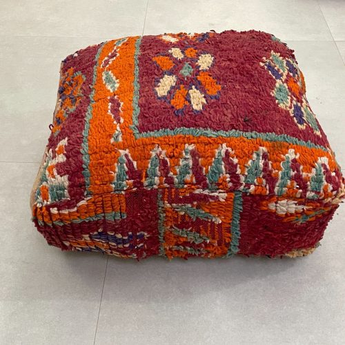 POUFS 8 d4ec9964 d658 4b63 ab23 715d1eefa09b