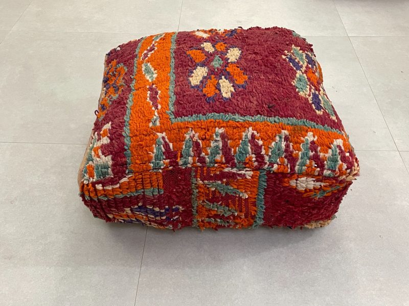 POUFS 8 d4ec9964 d658 4b63 ab23 715d1eefa09b