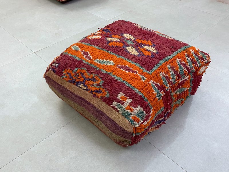 POUFS 9 6d623a9b 04a3 4dcb 8250 f5044a2e4bc2