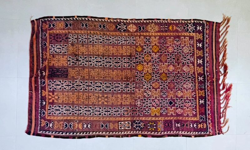 Vintage rug 10