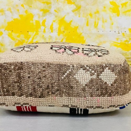 berber pouf 2 320ae5a7 da3e 4675 a337 7d559384936b