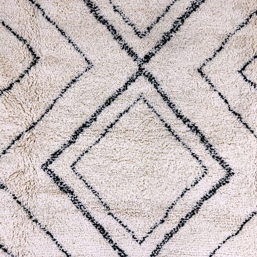 black diamonds rug 4