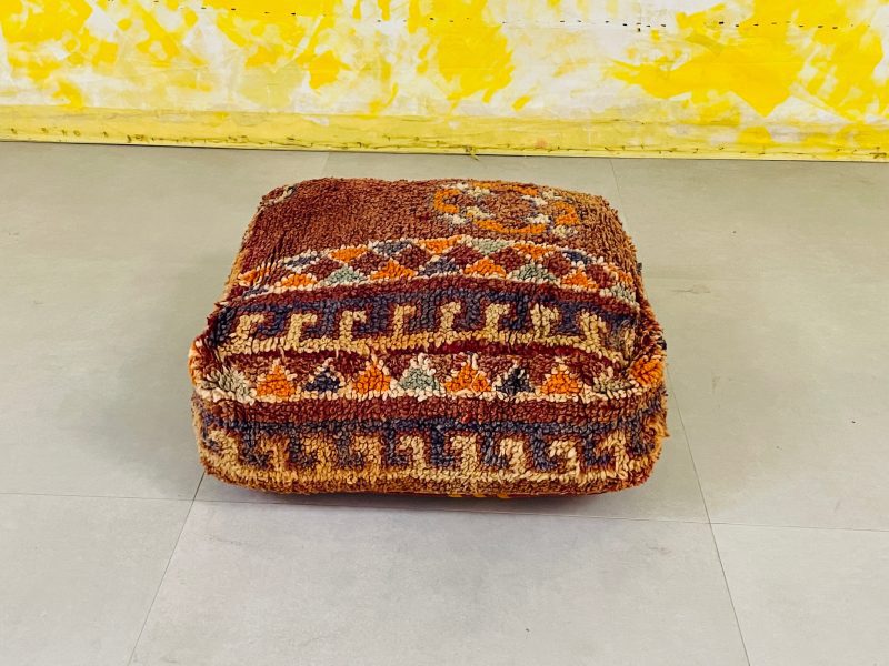 boho woolen pouf 3