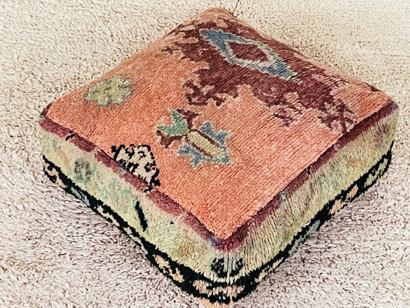 floor throw pouf 11