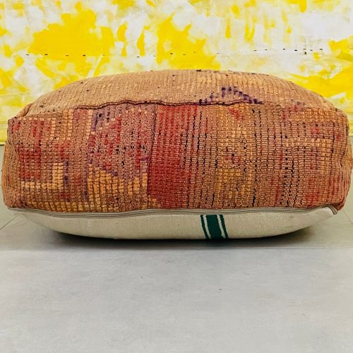 kilim pouf 1 0efe6949 2b24 4c28 82fd 31b66b9c68db