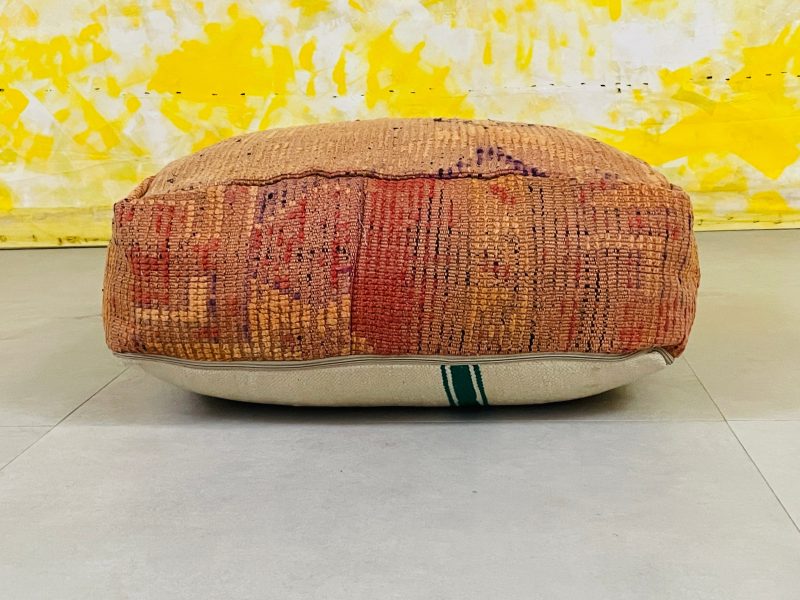 kilim pouf 1 0efe6949 2b24 4c28 82fd 31b66b9c68db