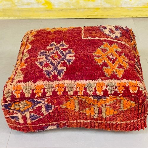 kilim pouf 2 c62ef67e 6190 4bd4 bf79 fad659a72d5a