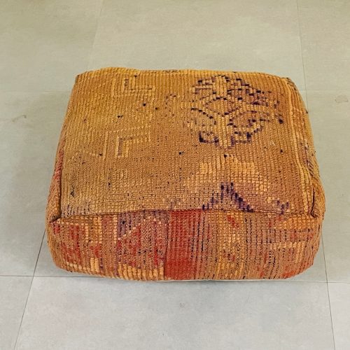 kilim pouf 4 e2fff404 8f38 43a1 9689 0edf916666d2