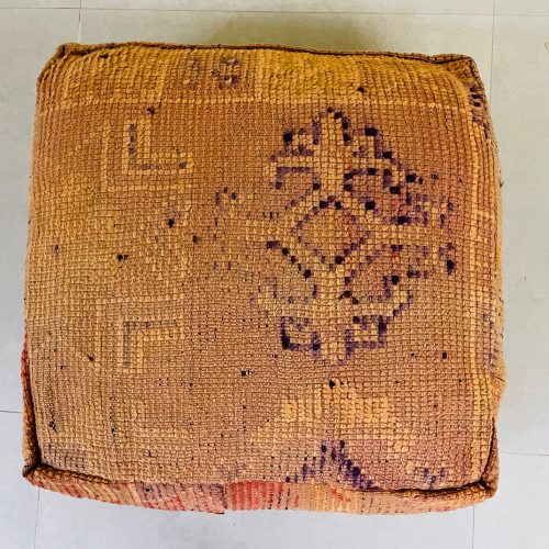 kilim pouf 5 7685bc4c 0117 4f25 950c 8bc5d1b26241