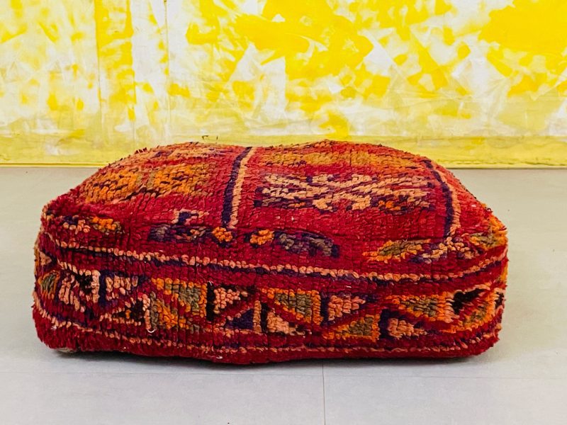 kilim pouf 6798aa6a 8114 4b75 8b6d 29725854d95a