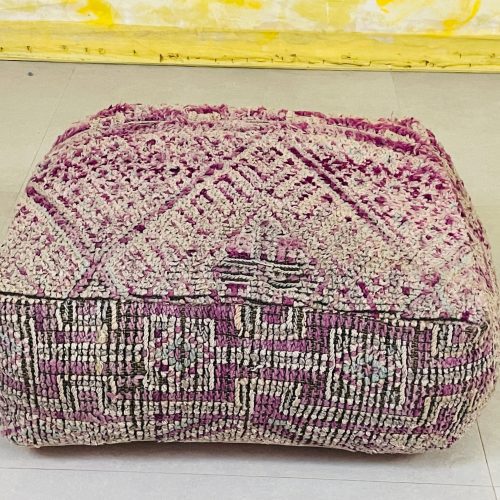 morocca mauve pouf 2 748964ab 79ed 4869 88ff a34260a7173c