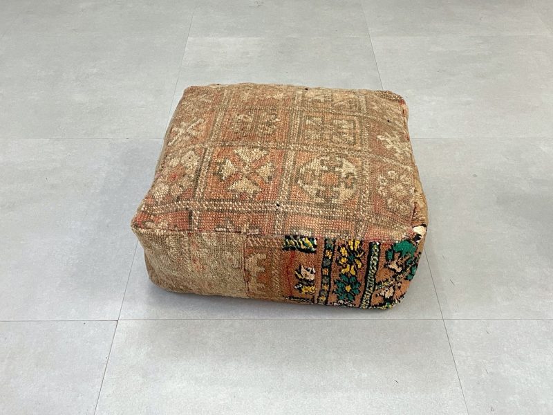 moroccan pouf 1 6859f41a ad42 4df1 aeb9 c44f64848b0d