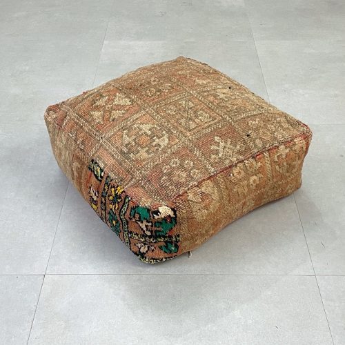 moroccan pouf 2 e56b4169 adc2 44cc 997c 162a672b02a3