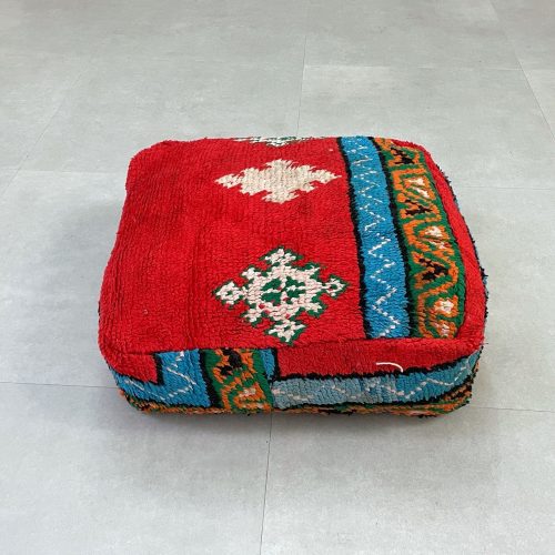 moroccan pouf 3 337feb65 58cd 4301 8e13 d9afccb5ce14