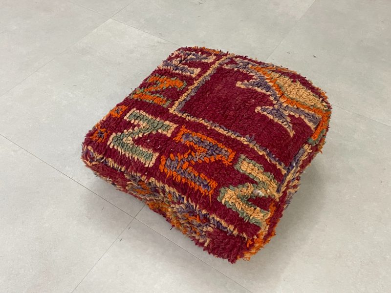 moroccan poufs 12 19873c80 bd2c 448f 8cb8 84703ee56e54