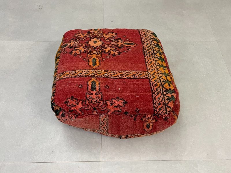 moroccan poufs 1 0d253d03 63eb 4b15 93ac 1df7c4a02783