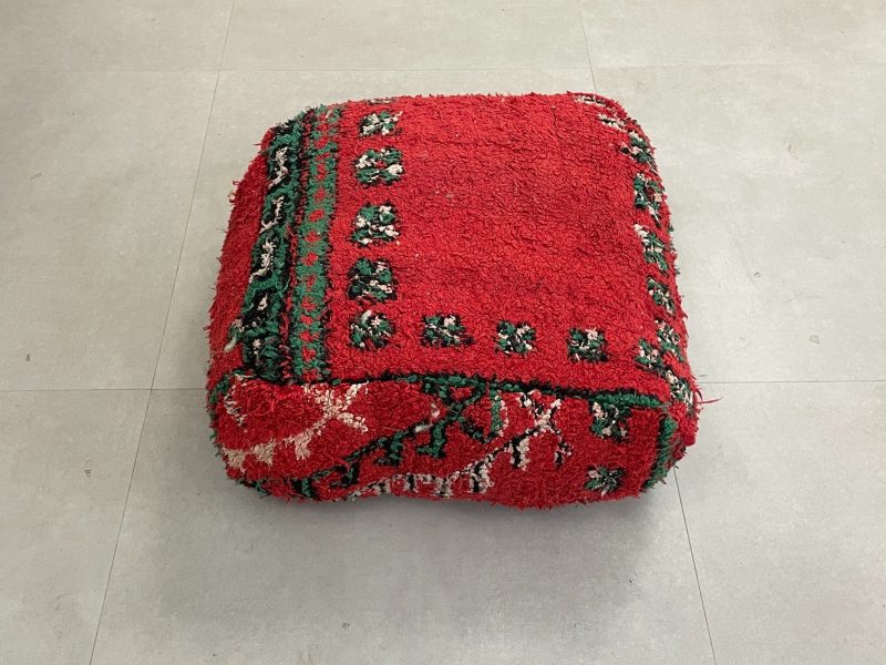 moroccan poufs 1 8db10b50 0b80 43d6 958d 45d746fe3cbb