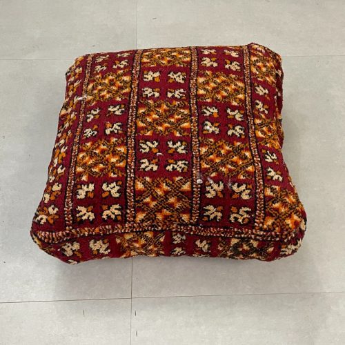 moroccan poufs 1 a432f598 f9a7 4da2 ba9f a87611d81ad5