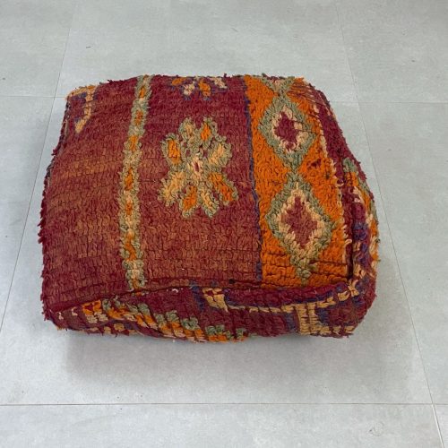 moroccan poufs 1 d071da21 0e43 4a1b 9d8b 4e62f9b23a19