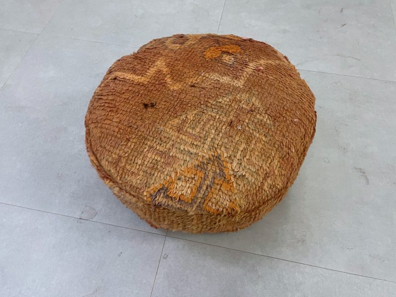 moroccan poufs 1 d9e574bb b25d 4da8 b2a3 e37338728264