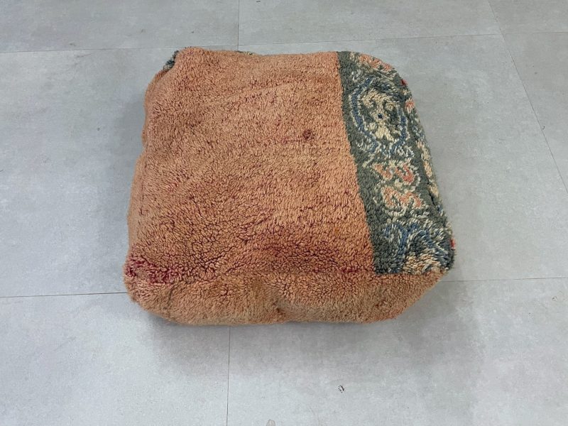 moroccan poufs 1 e332ad2a 6283 4b90 8267 ed50cfe2167e