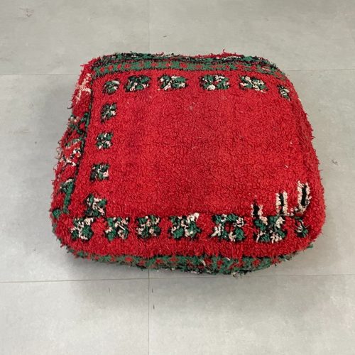 moroccan poufs 2 55d2029c 64b7 4c3d 8d4c 9fcdfd8370de