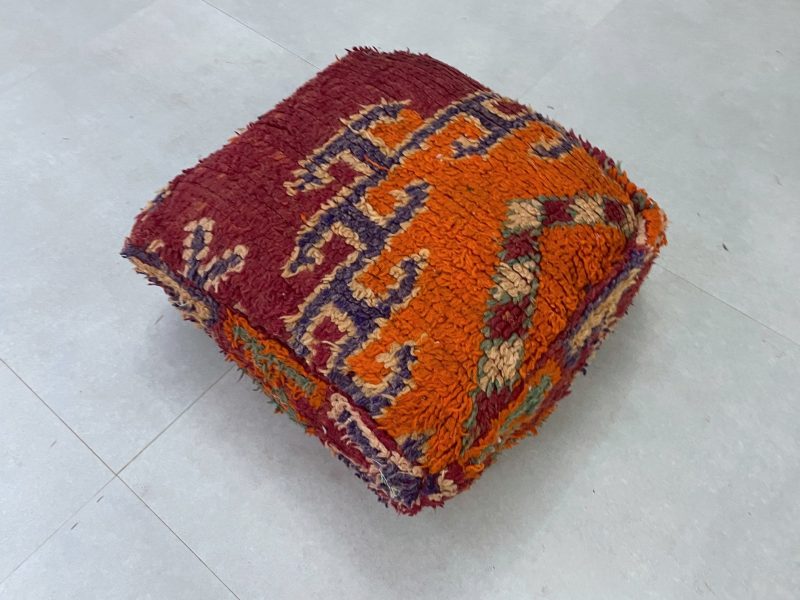 moroccan poufs 2 5ab053b0 8dcf 441a af1d f4e753efbed5