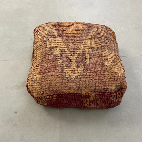 moroccan poufs 2 97a35413 27de 4beb a27f 49c9d89fd0fa