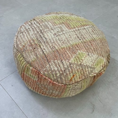 moroccan poufs 2 b3eaa143 77c6 45c4 b77b c807e8638877