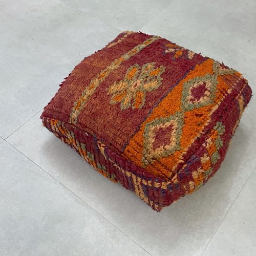 moroccan poufs 2 e2cabe99 f255 4e46 b173 e165d8f92a19