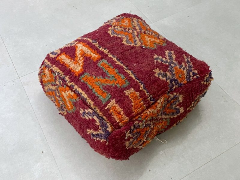 moroccan poufs 2 ee52a5be cb18 4c95 8dc7 a875fc788be4