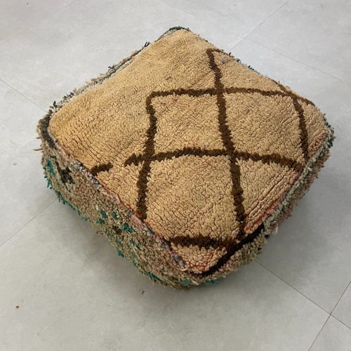 moroccan poufs 3 2e6b6c74 90e5 48a1 a9aa 38f6d8c37089